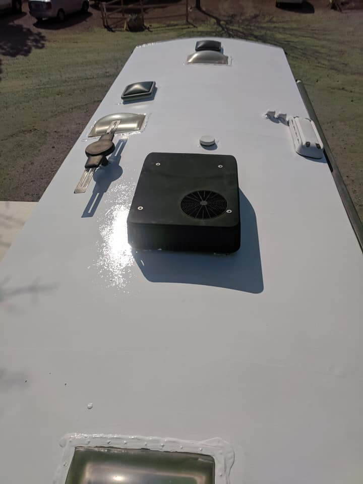 What does mean rubber type RV roof