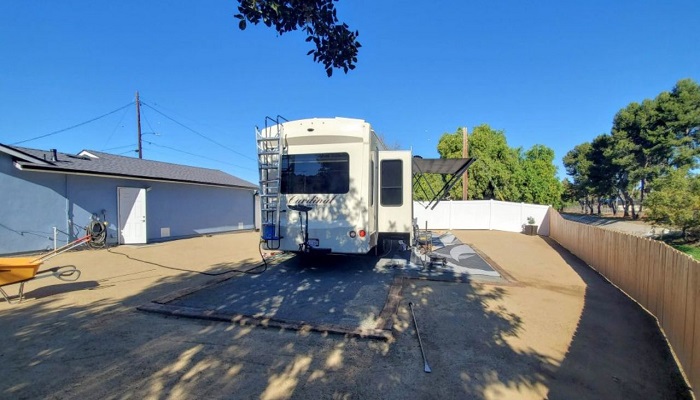 How Wide Should an RV Pad Be